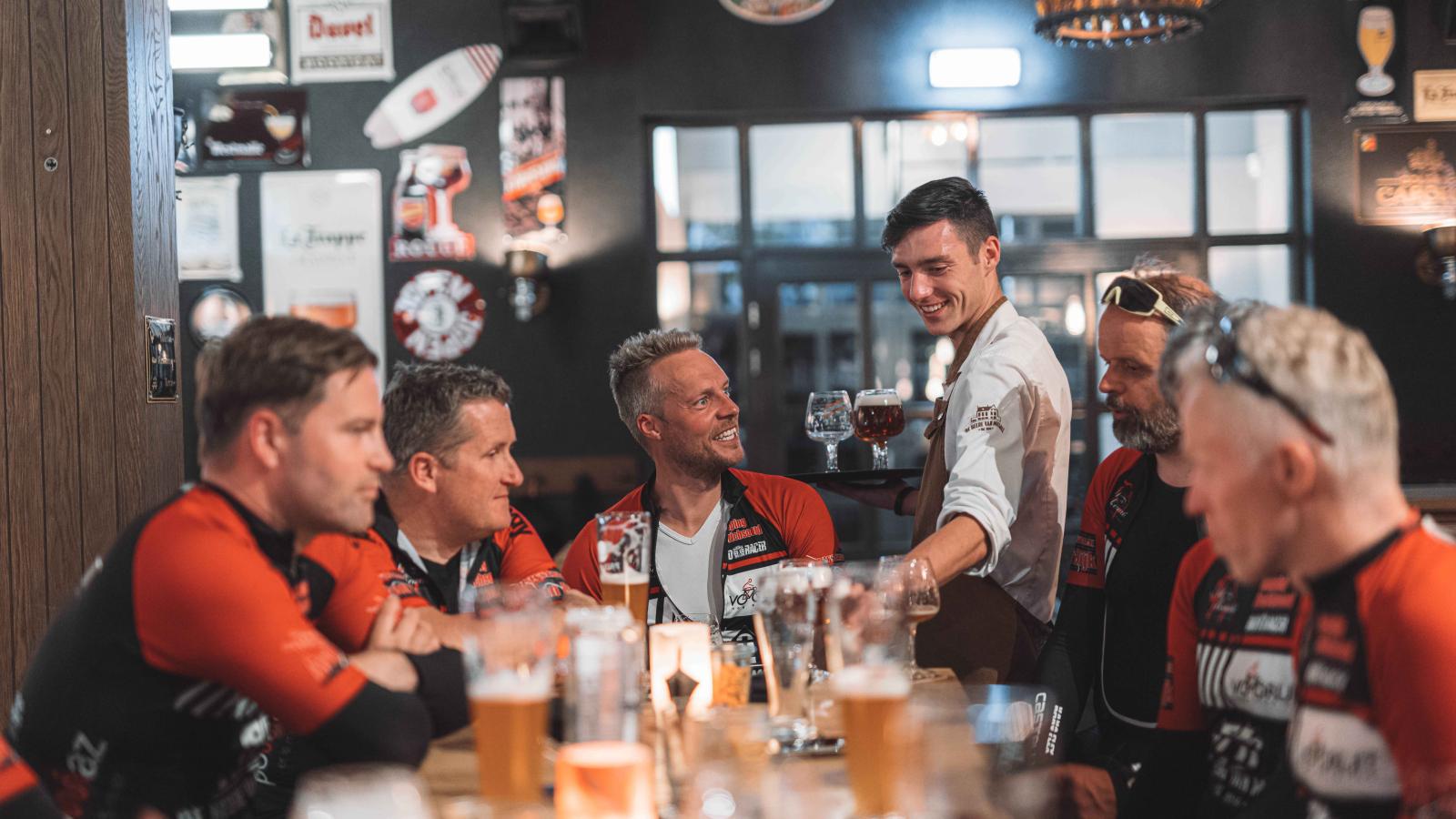 kwaremont_koerscafe.jpg kwaremont koerse kaffee de heere van meijel